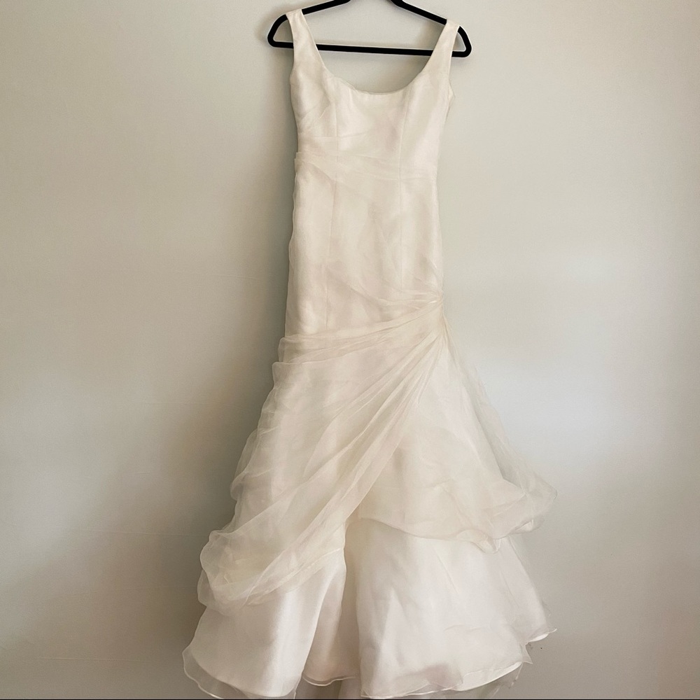 MONIQUE LHUILLIER Tufted Organza & Satin Dress